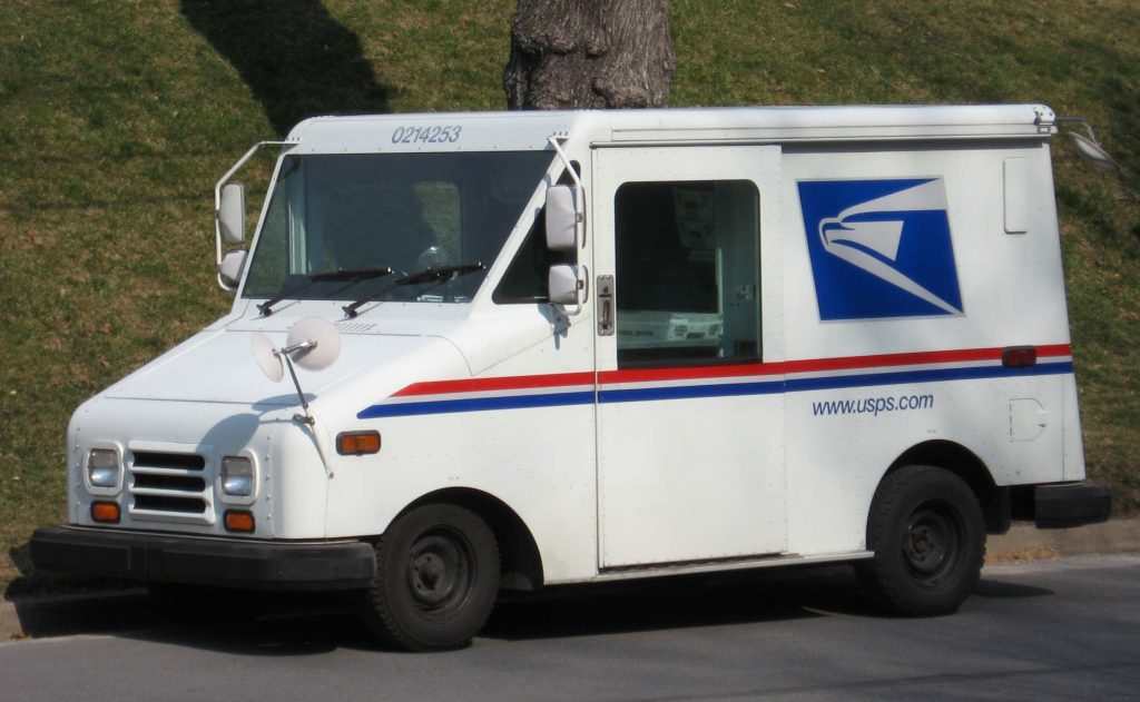 USPS shipping services Mission Viejo